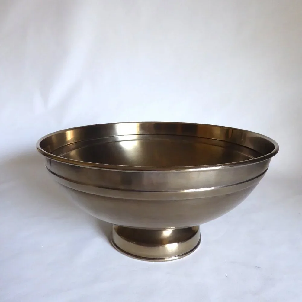 NEW 11” CRATE & BARREL LAWRENCE STAINLESS STEEL PEDESTAL SERVING BOWL